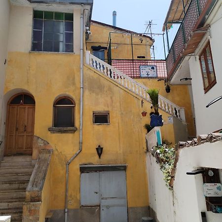 Casa Vacanze Rosa Blu Giffoni Valle Piana Esterno foto